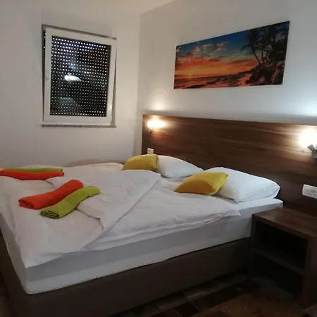Villa Fantasea Opric Kültér fotó