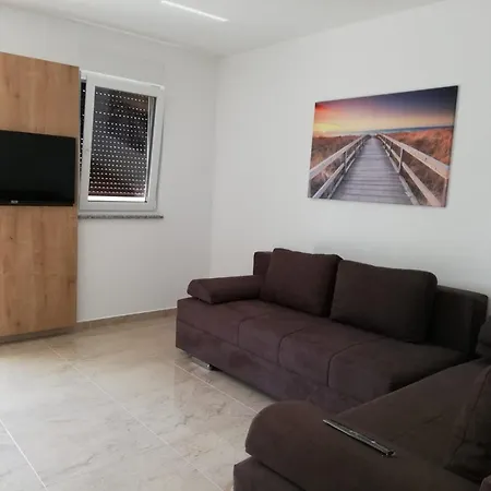 Villa Fantasea Opric Kültér fotó