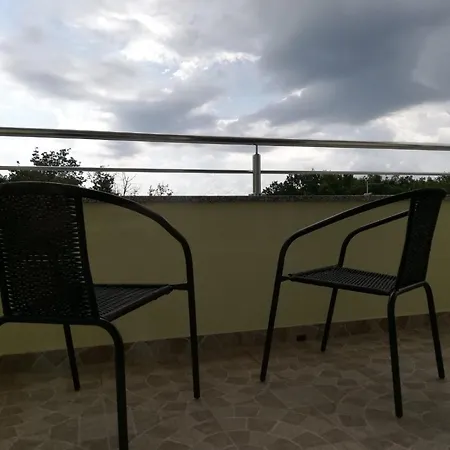 Villa Fantasea Opric Kültér fotó